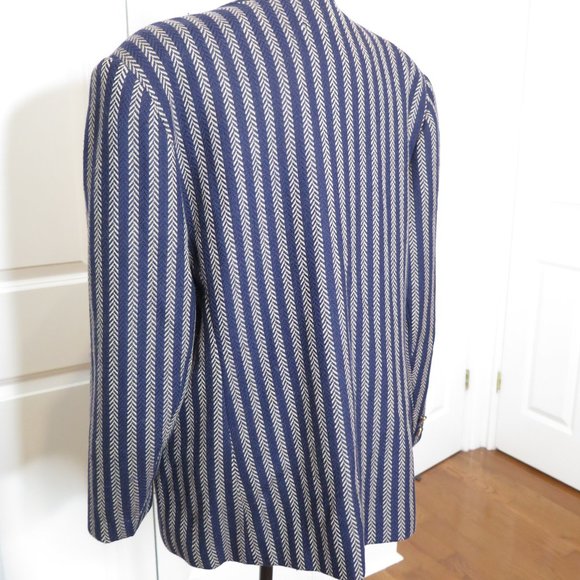 Pure Virgin Wool Vintage Coat - Picture 6 of 14